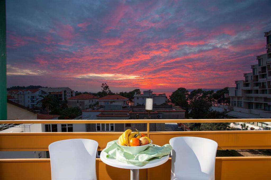 Apartments Il Giardino Макарска Экстерьер фото