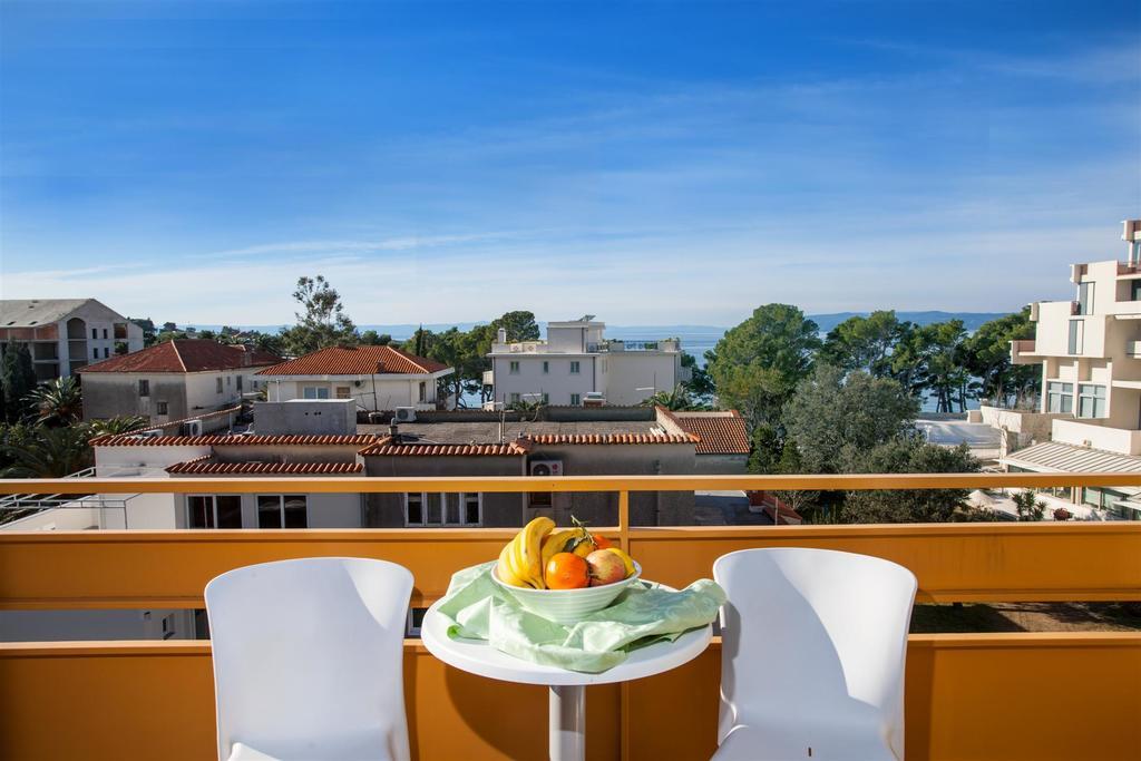 Apartments Il Giardino Макарска Экстерьер фото