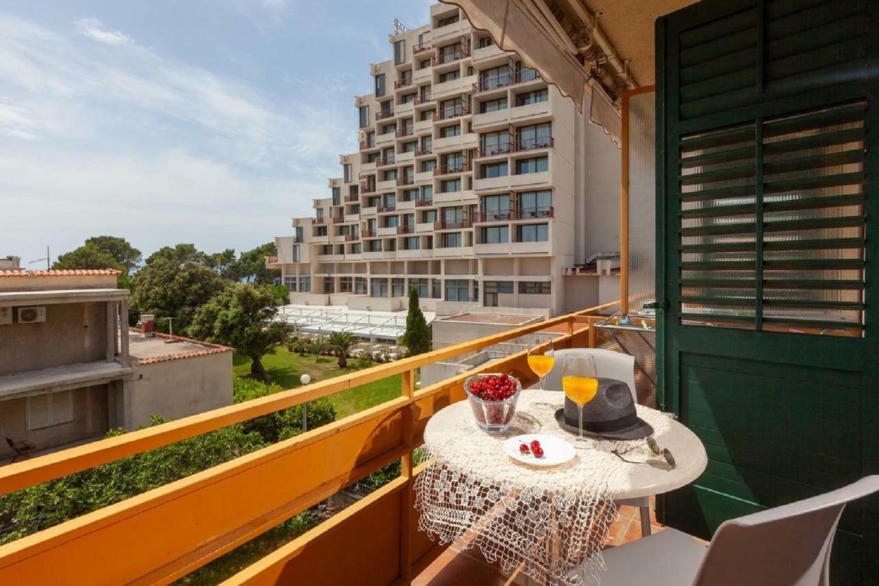 Apartments Il Giardino Макарска Экстерьер фото