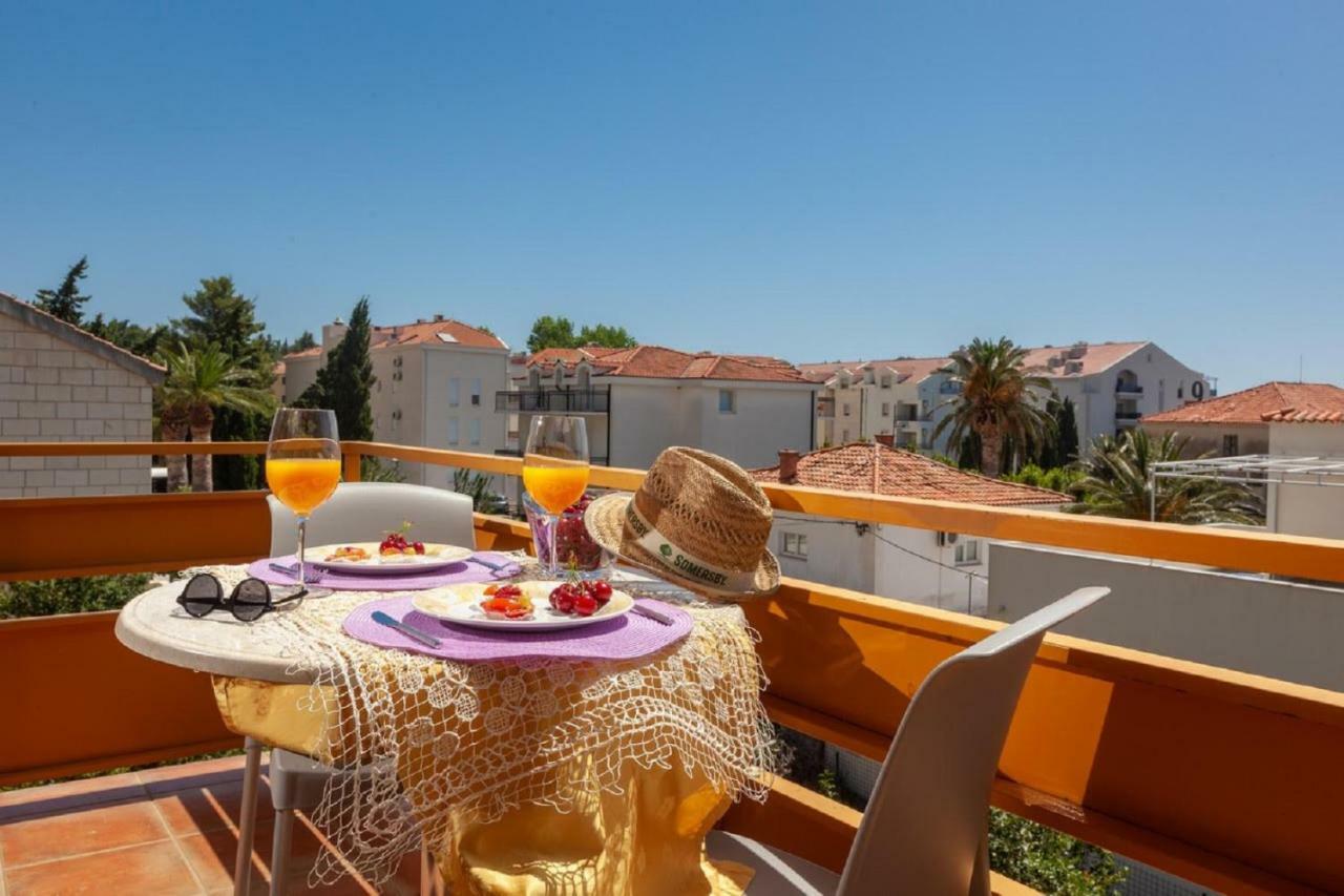 Apartments Il Giardino Макарска Экстерьер фото